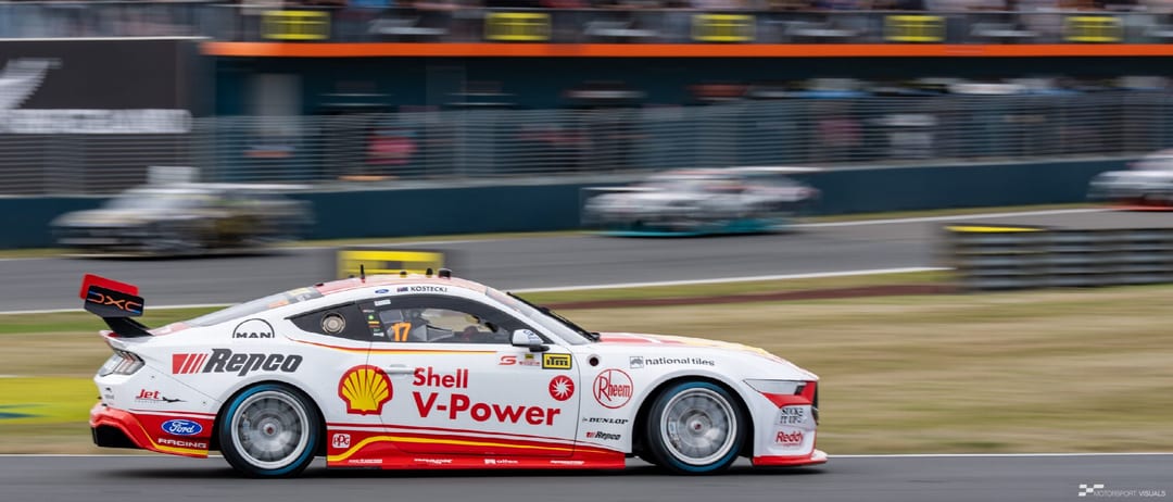 Modern Racing — Taupō Motorsport Park — motorsport photography by Ryan Watkinson