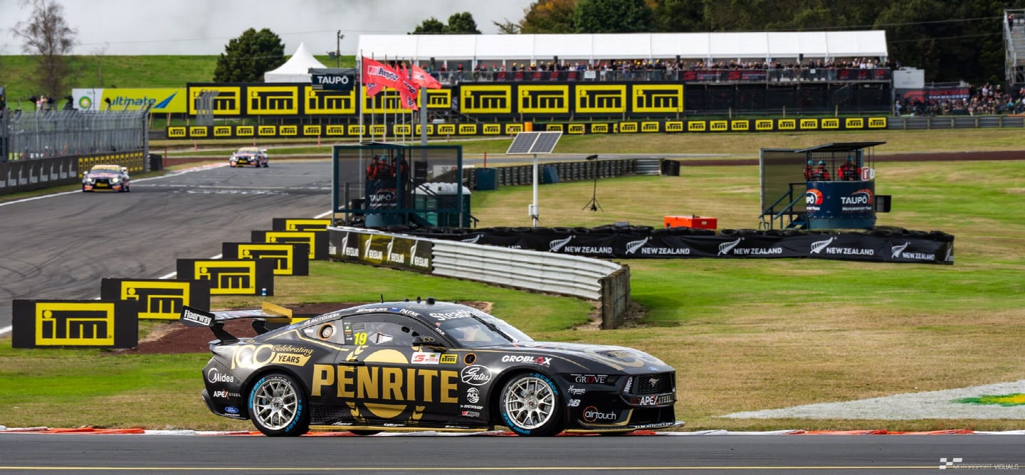 V8 Supercar with sponsor livery at Taupō — commercial motorsport photography
