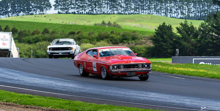 Classic car racing at Hampton Downs — motorsport photography by Ryan Watkinson