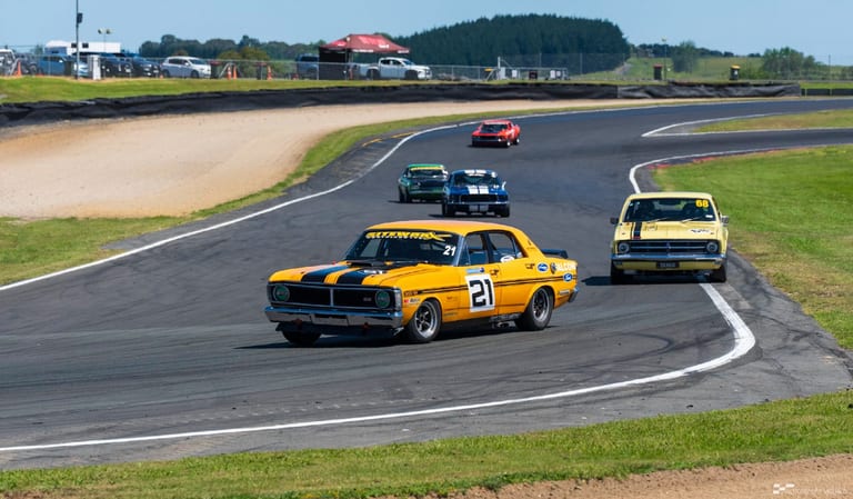 Classic car racing at Hampton Downs — motorsport photography by Ryan Watkinson