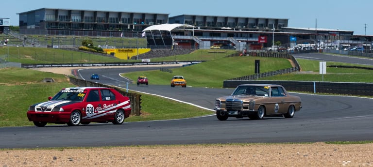 Classic car racing at Hampton Downs — motorsport photography by Ryan Watkinson