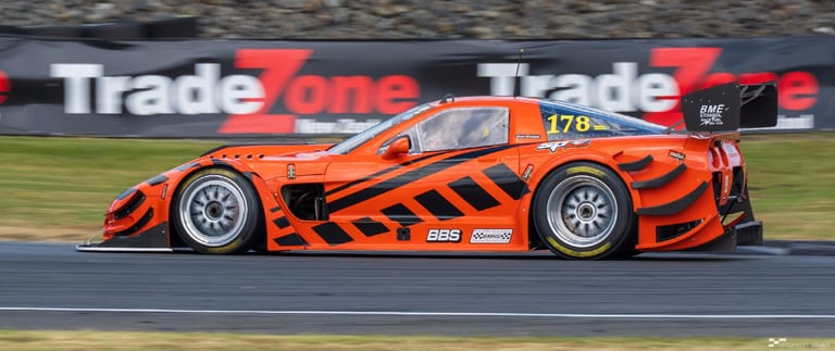 Modern circuit racing at Hampton Downs — motorsport photography by Ryan Watkinson