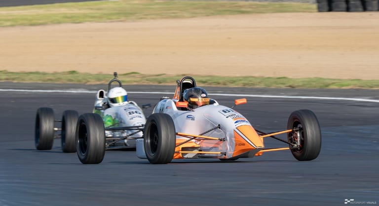 Open wheel racing at Hampton Downs — motorsport photography by Ryan Watkinson