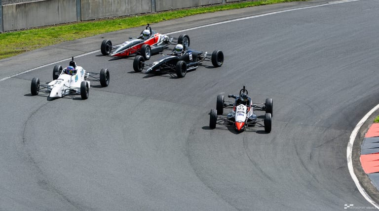 Open wheel racing at Hampton Downs — motorsport photography by Ryan Watkinson