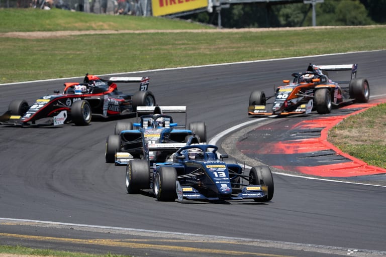 Open wheel racing at Hampton Downs — motorsport photography by Ryan Watkinson